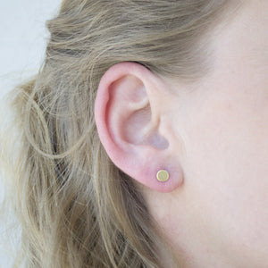 X O Tiny Circle Earrings